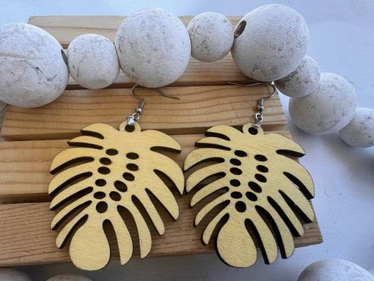 Truly Olive Exotic Leaf Shape Earrings - Earrings Dangle Earrings